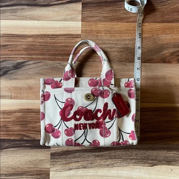 🍒Coach New York Cherry Print Canvas Tote🍒 - Picture 10 of 11